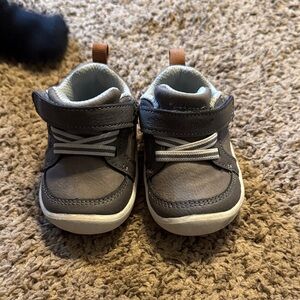 Stride Rite Gray and White Kids Sneakers